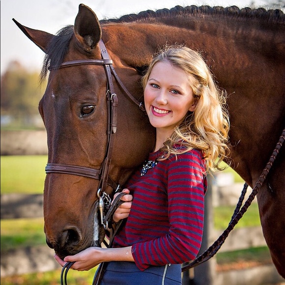 Meet your Posher, Helen - Picture 1 of 1